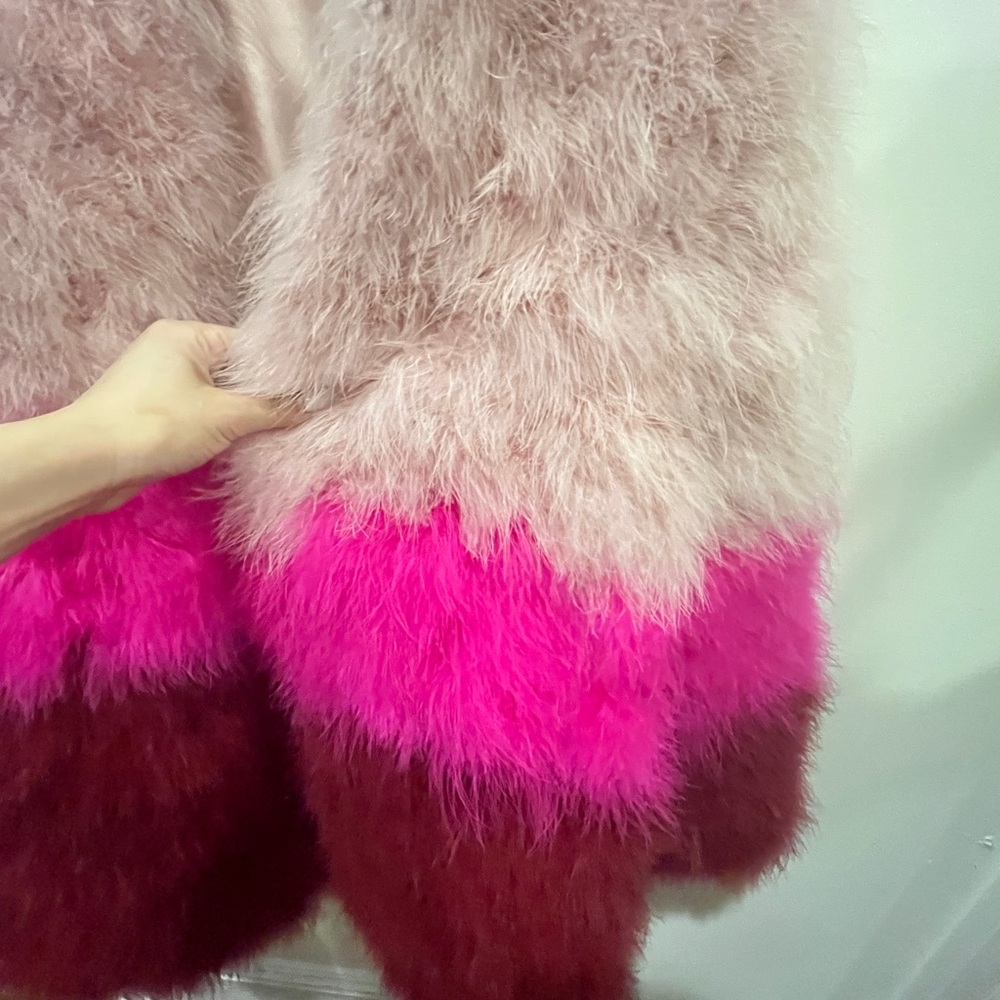 Lisa Perry Blush Feathered Vest - Picture 7 of 10